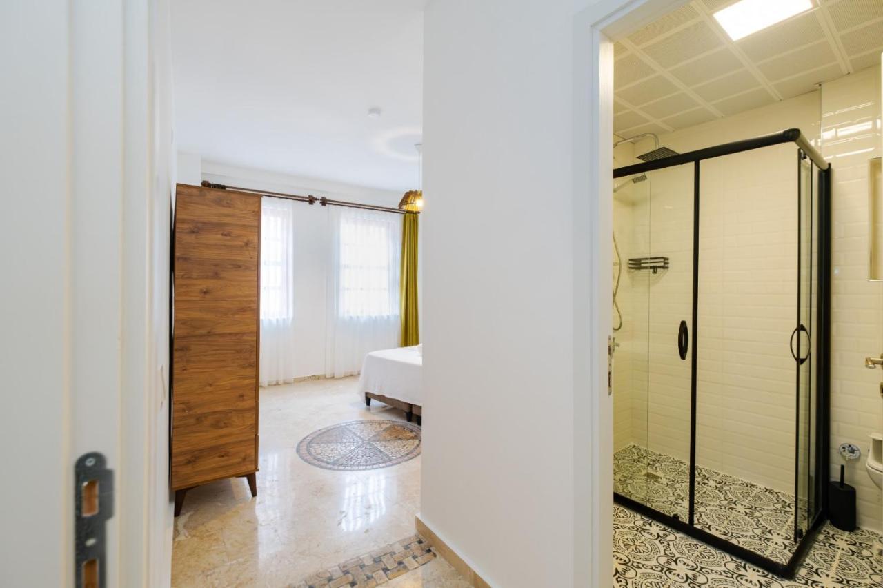 Mel Town Bed and Breakfast Antalia Esterno foto