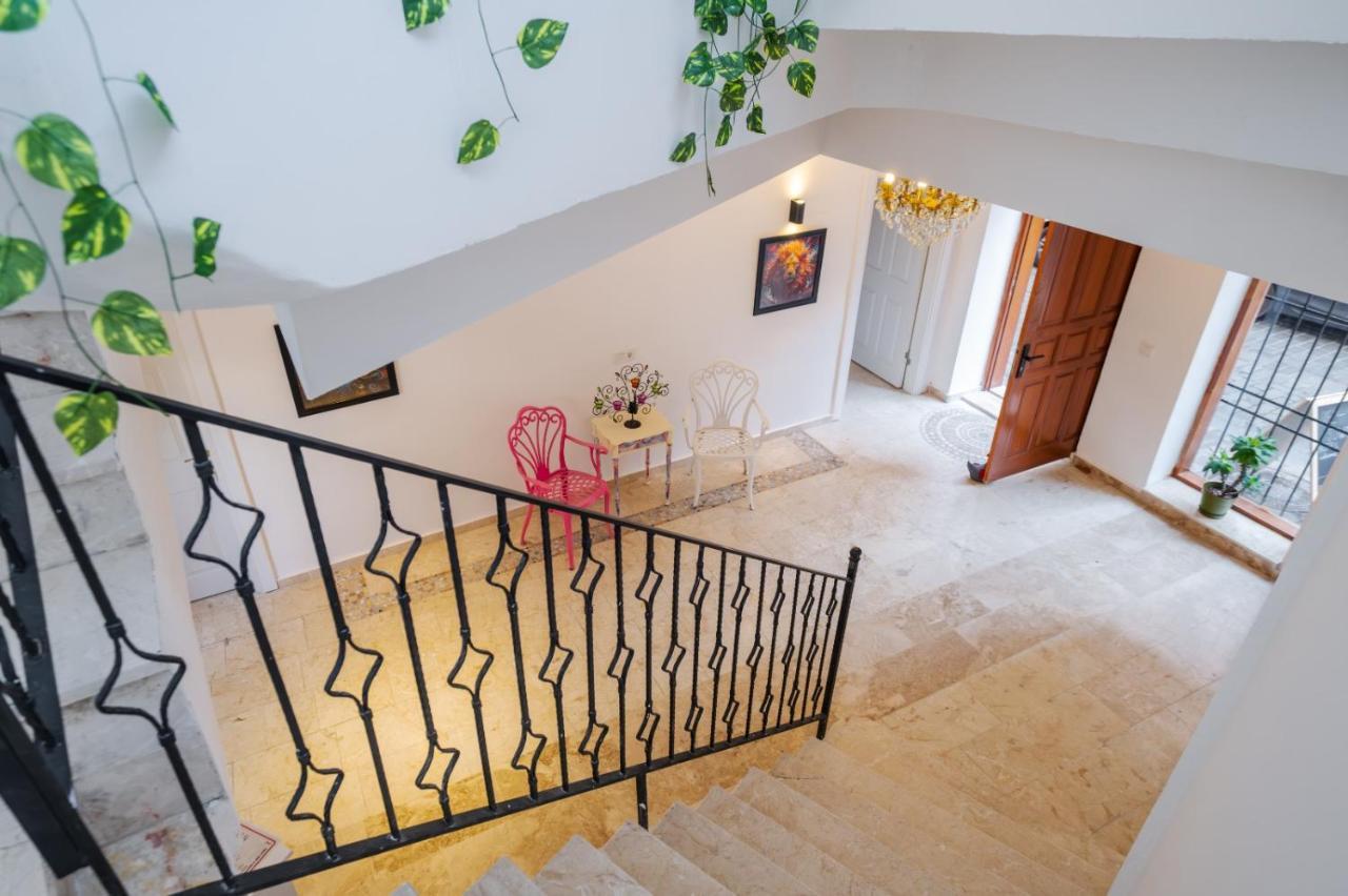 Mel Town Bed and Breakfast Antalia Esterno foto