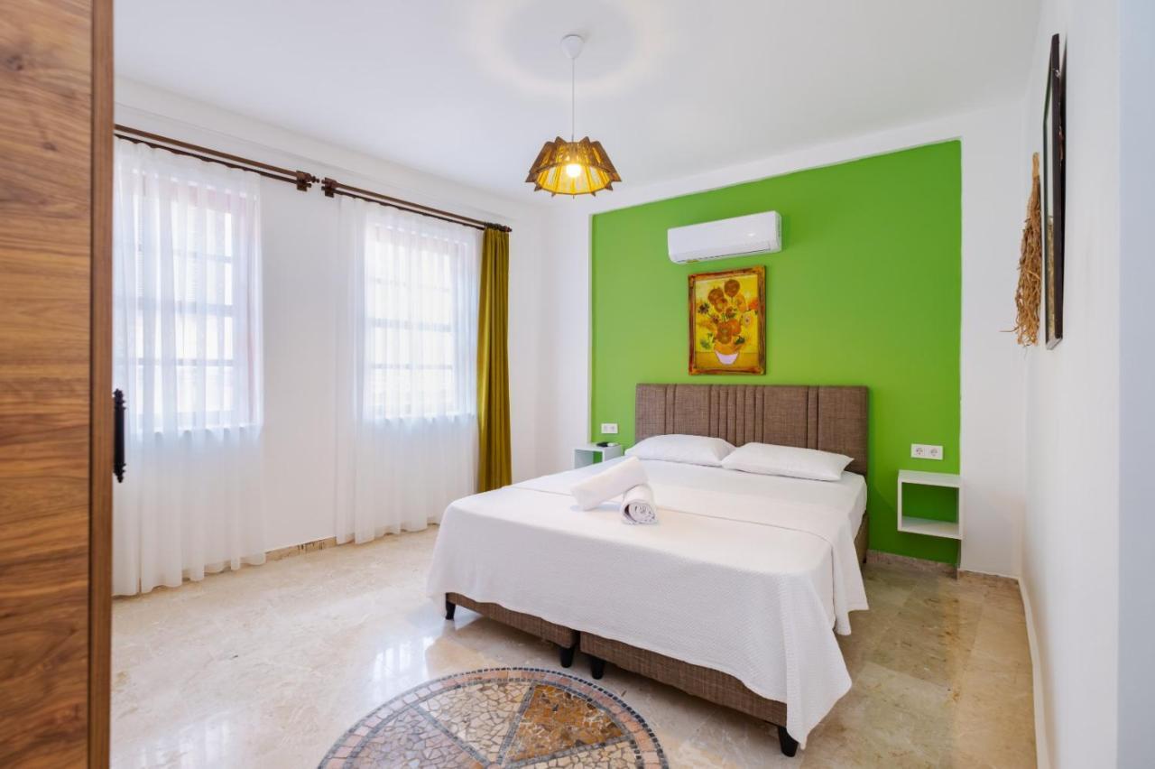 Mel Town Bed and Breakfast Antalia Esterno foto